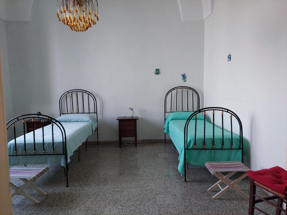 Villa Nel Salento - Ampie Camere E Giardino, Fino A 9 Persone Barbarano del Capo Dış mekan fotoğraf