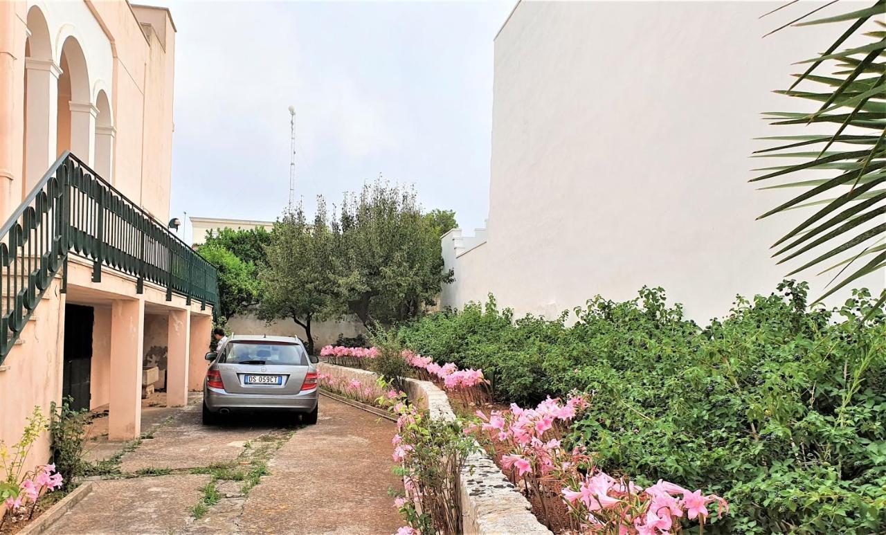 Villa Nel Salento - Ampie Camere E Giardino, Fino A 9 Persone Barbarano del Capo Dış mekan fotoğraf